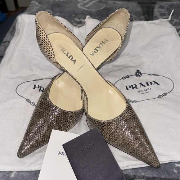 Beautiful 90’s Vintage PRADA Python sz 38 1/2 pointy heels - Picture 6 of 7
